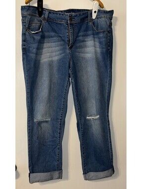 American Rag Cie boyfriend distressed cuffed jeans size 18 W Medium wash